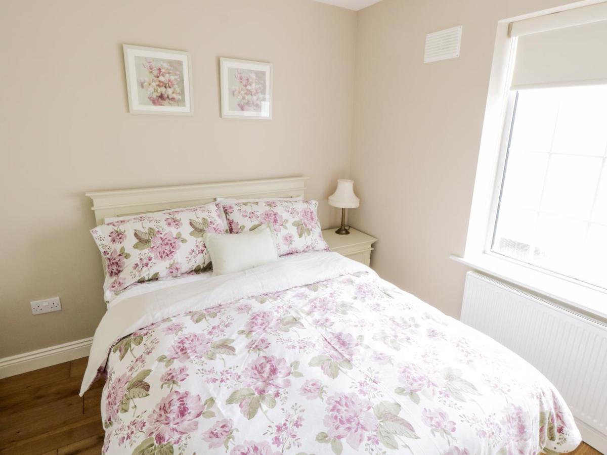 Curragh Hill Villa Уестпорт Екстериор снимка
