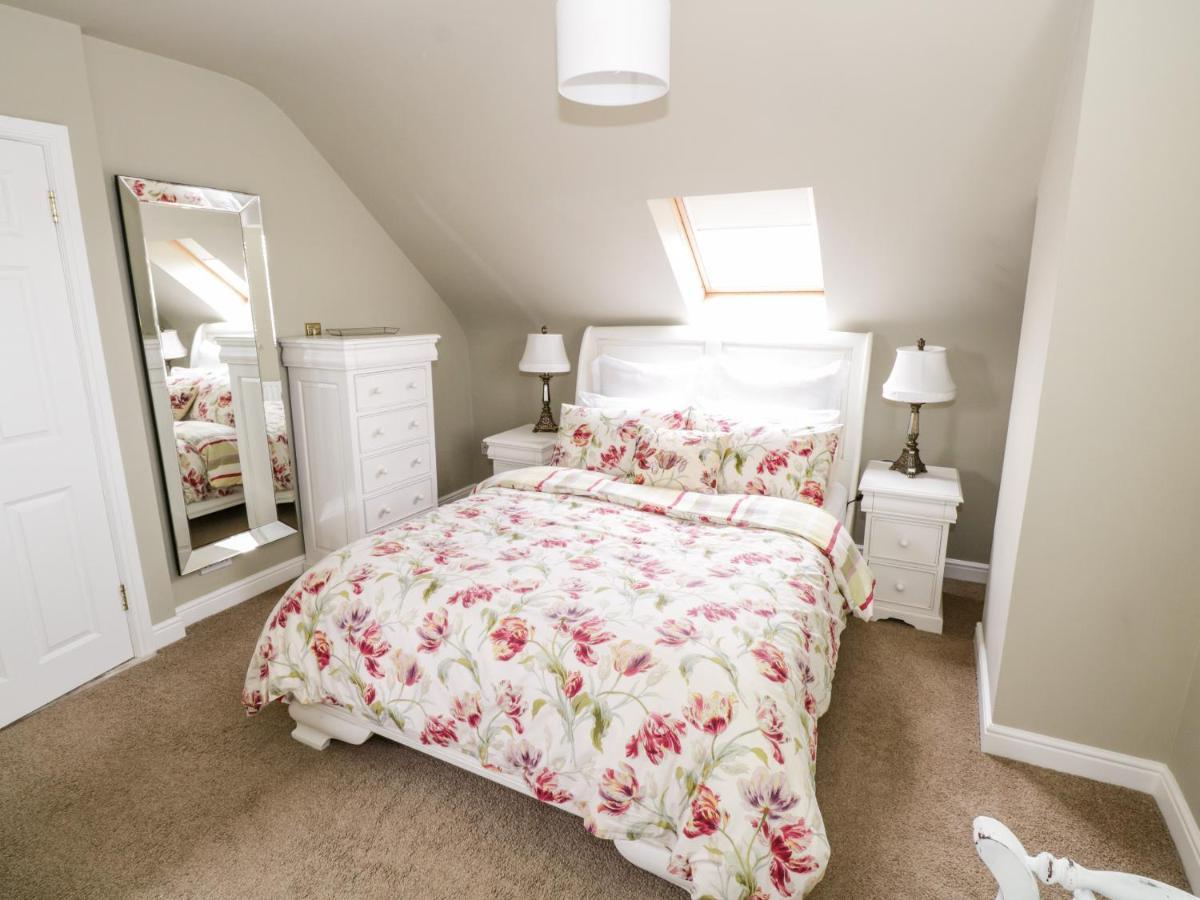 Curragh Hill Villa Уестпорт Екстериор снимка