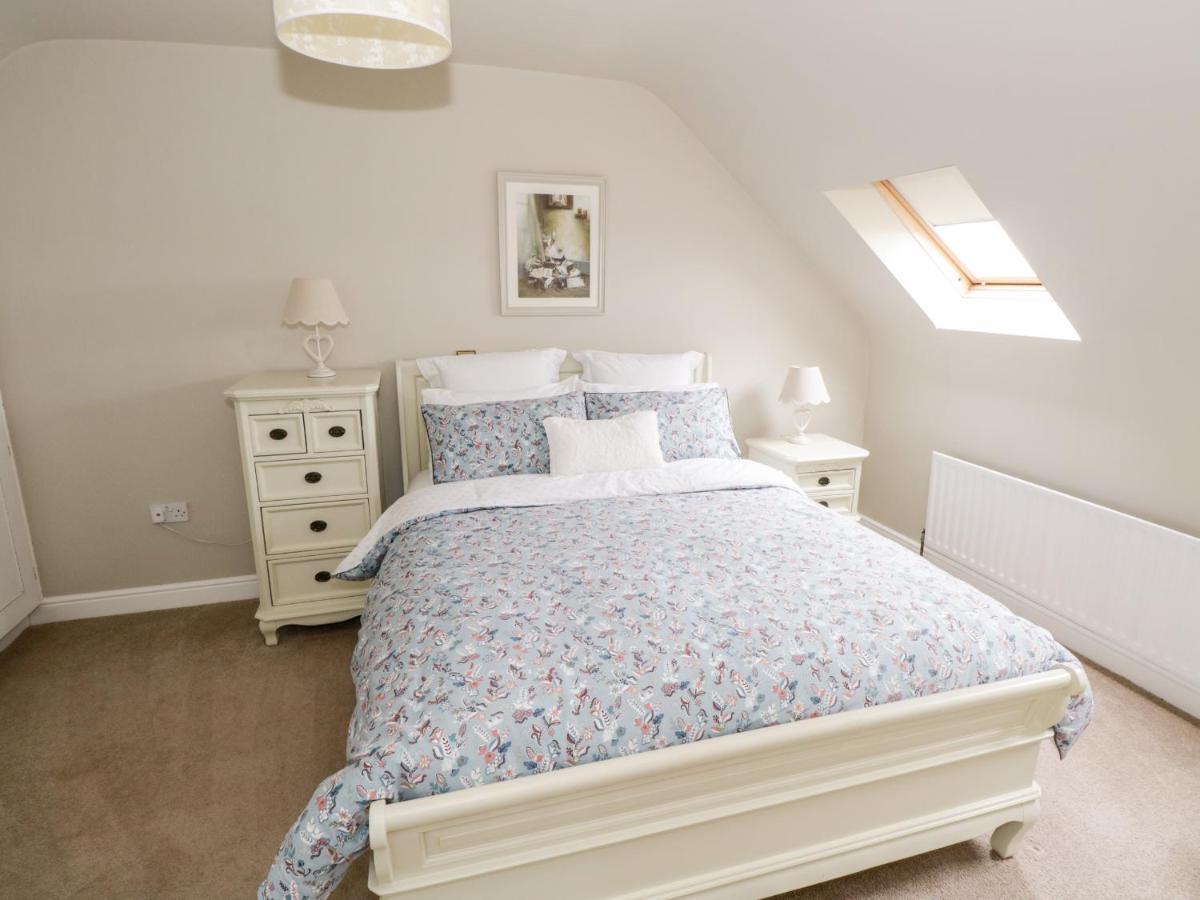 Curragh Hill Villa Уестпорт Екстериор снимка